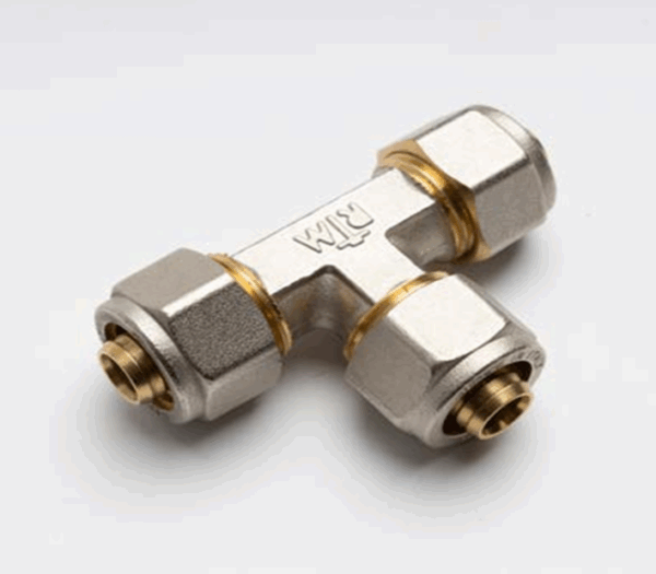 T-lidhëse me dy gëmica 20-20-20